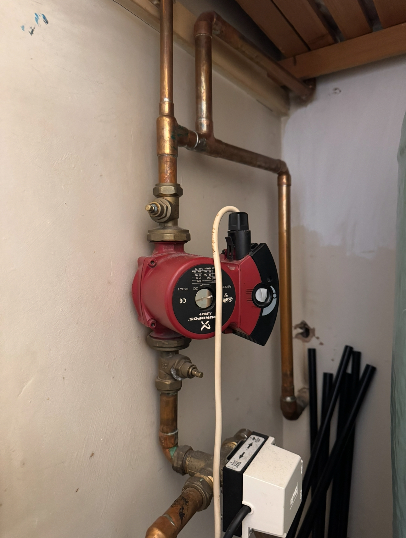 Before: Heating circulation pump replacement