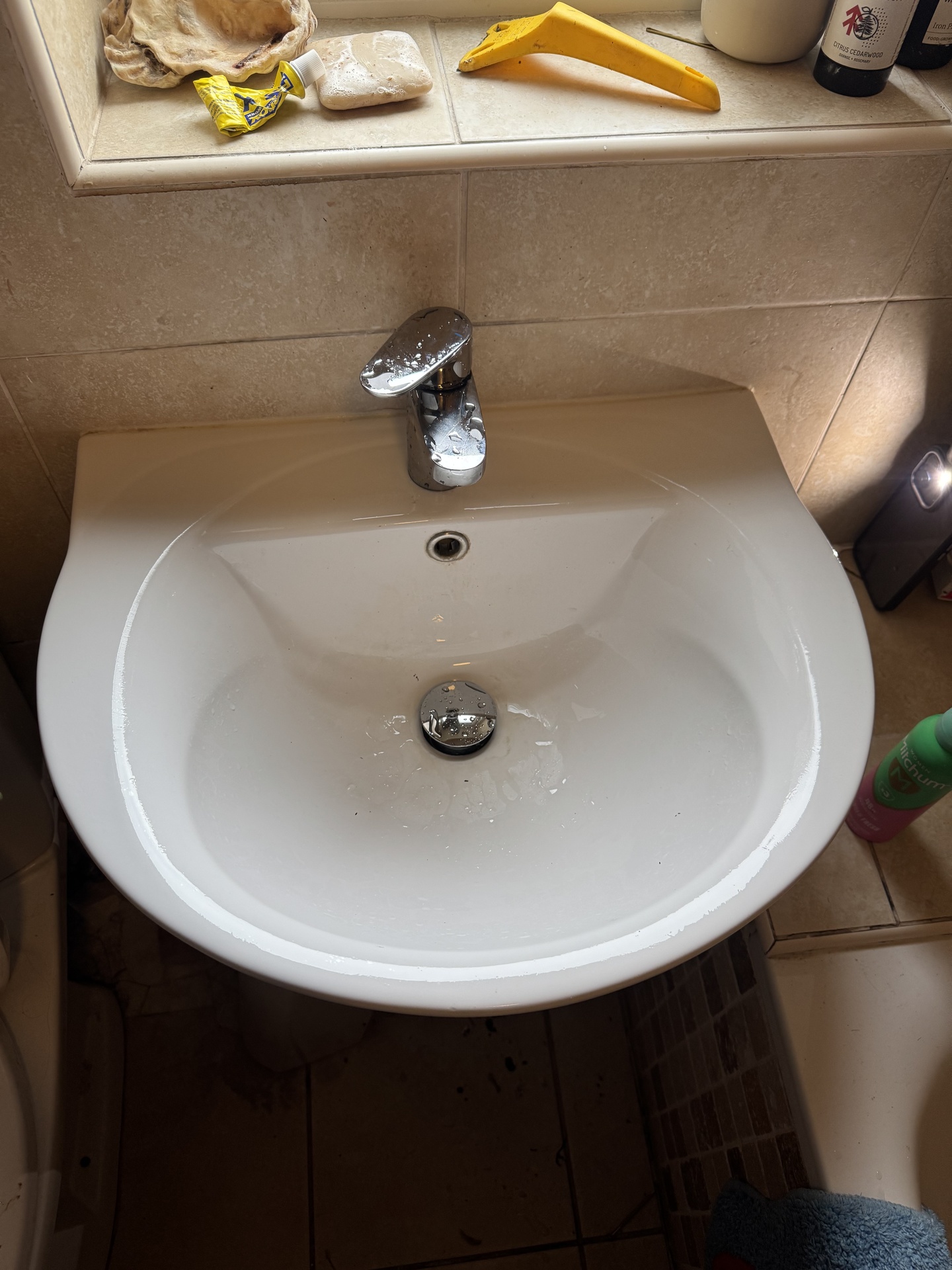 After: Wash basin mixer tap replaced